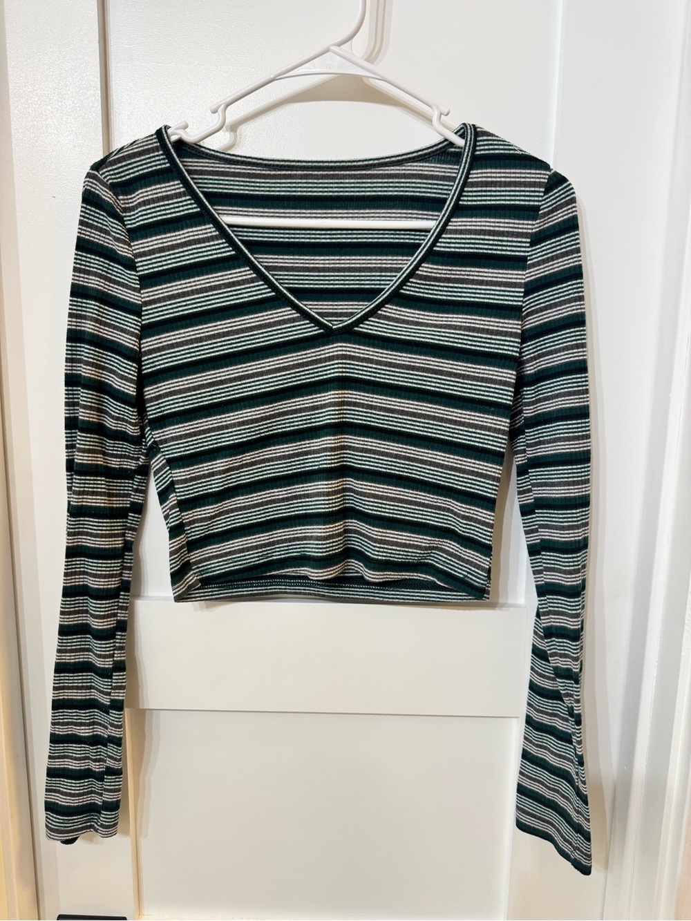 Striped V-Neck Long Sleeve Crop Top